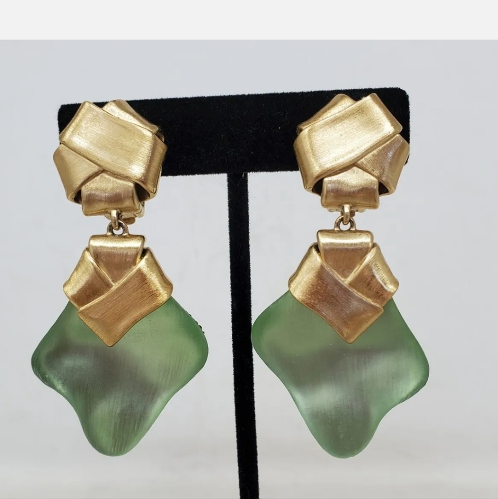 Vintage SIGNED Alexis Bittar Earrings 1990s Seafoam Green Lucite /Resin Matte Go - Picture 5 of 9